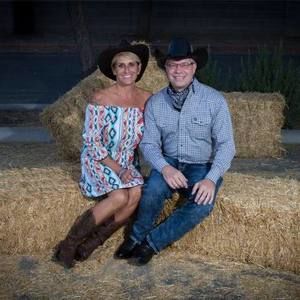 Meet your Posher, Debbie